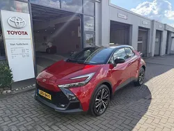Rood Gebruikt 2024 Toyota C-HR Executive SUV | € 42.995