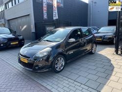 Zwart Gebruikt 2010 Renault Clio II GT Hatchback | € 1.999