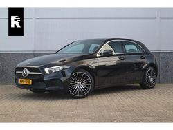 Zwart Gebruikt 2021 Mercedes A250 Business Hatchback | € 23.840 (Goede deal)
