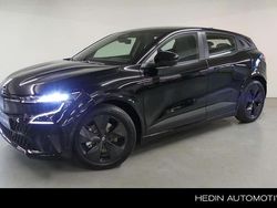 Zwart Nieuw 2025 Renault Mégane Evolution Hatchback | € 36.000 (Eerlijke prijs)