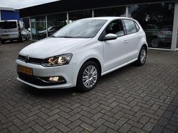 Wit Gebruikt 2016 VW Polo Comfortline Hatchback | € 9.750 (Eerlijke prijs)