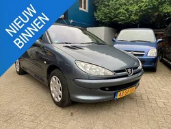 Grijs Gebruikt 2006 Peugeot 206 Hatchback | € 850 (Goede deal)