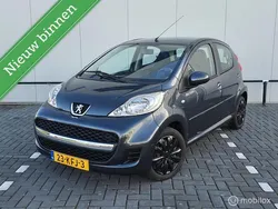 Grijs Gebruikt 2009 Peugeot 107 Hatchback | € 3.999 (Eerlijke prijs)