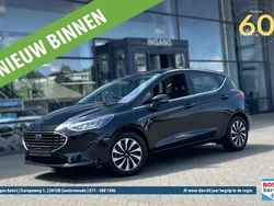 Zwart, metallic lak Gebruikt 2022 Ford Fiesta Titanium Hatchback | € 19.450 (Eerlijke prijs)