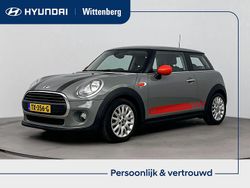 Grijs Gebruikt 2017 Mini ONE Business Hatchback | € 11.900 (Goede deal)