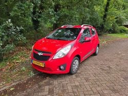 Rood Gebruikt 2010 Chevrolet Spark LS Hatchback | € 1.600 (Goede deal)