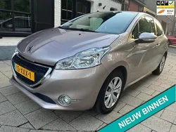 Grijs Gebruikt 2012 Peugeot 208 Active Hatchback | € 3.950 (Super prijs)