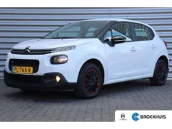 Wit Gebruikt 2017 Citroën C3 Feel Hatchback | € 9.900 (Eerlijke prijs)
