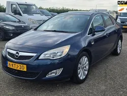 Blauw Gebruikt 2012 Opel Astra Sport Hatchback | € 2.350 (Super prijs)
