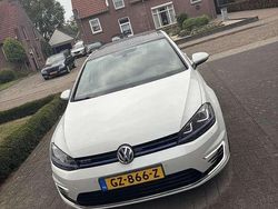 Wit Gebruikt 2015 VW Golf VII GTE Stationwagen | € 15.950 (Iets duurder)
