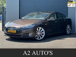 Bruin Gebruikt 2014 Tesla Model S Performance Sedan | € 9.750 (Eerlijke prijs)