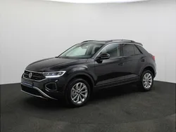 Deep black Nieuw 2025 VW T-Roc Edition SUV | € 39.277 (Iets duurder)