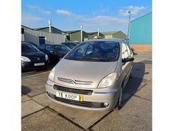 Beige Gebruikt 2005 Citroën Xsara Picasso Attraction MPV | € 1.250 (Eerlijke prijs)