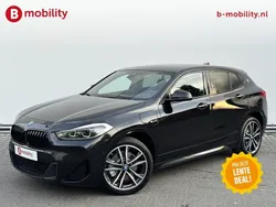 Zwart Gebruikt 2022 BMW X2 Executive SUV | € 31.795 (Eerlijke prijs)