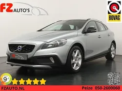 Grijs Gebruikt 2016 Volvo V40 CC Summum Stationwagen | € 17.945 (Eerlijke prijs)