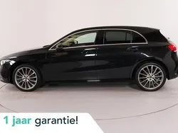 Zwart Gebruikt 2022 Mercedes A250 AMG line Hatchback | € 29.450 (Goede deal)