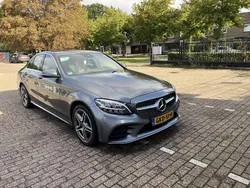 Grijs Gebruikt 2019 Mercedes C200 Premium Sedan | € 27.000 (Eerlijke prijs)