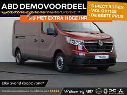 Rood Gebruikt 2024 Renault Trafic Van | € 24.440 (Super prijs)