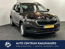 Zwart Gebruikt 2023 Skoda Karoq Business Line SUV | € 27.740 (Eerlijke prijs)