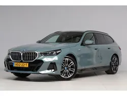 Groen Gebruikt 2025 BMW 530 Stationwagen | € 67.945