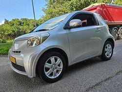 Grijs Gebruikt 2009 Toyota iQ Hatchback | € 4.950 (Iets duurder)