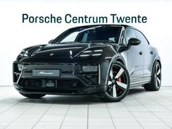 Zwart Nieuw 2025 Porsche Macan Turbo SUV | € 142.900 (Duur)