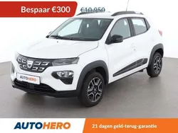 Wit Gebruikt 2022 Dacia Spring Comfort Hatchback | € 10.549 (Eerlijke prijs)