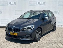 Grijs Gebruikt 2021 BMW 218 Executive Stationwagen | € 20.900