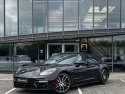 Zwart, metallic lak Gebruikt 2021 Porsche Panamera Sedan | € 89.890