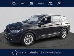 Zwart Gebruikt 2021 VW Tiguan Business SUV | € 27.940 (Super prijs)