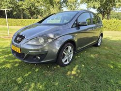 Grijs Gebruikt 2012 Seat Altea XL Copa MPV | € 4.450 (Eerlijke prijs)