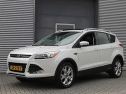 Wit, metallic lak Gebruikt 2014 Ford Escape Titanium SUV | € 14.999
