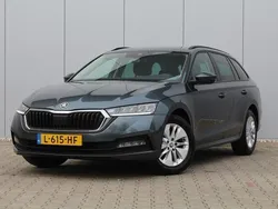 Grijs Gebruikt 2021 Skoda Octavia Business Line Stationwagen | € 16.499 (Eerlijke prijs)