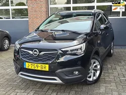Zwart Gebruikt 2020 Opel Crossland X Innovation SUV | € 15.995 (Eerlijke prijs)