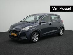 Grijs Gebruikt 2022 Hyundai i10 Comfort Hatchback | € 12.400 (Eerlijke prijs)