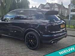 Zwart Gebruikt 2015 Porsche Cayenne SUV | € 27.500 (Eerlijke prijs)