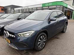 Blauw Gebruikt 2021 Mercedes GLA250 Business SUV | € 34.645 (Goede deal)