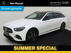 Wit Gebruikt 2023 Mercedes E300 AMG line Stationwagen | € 48.945 (Eerlijke prijs)