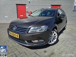 Bruin Gebruikt 2012 VW Passat Executive Stationwagen | € 4.950 (Iets duurder)