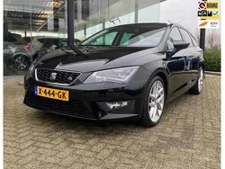 Zwart Gebruikt 2016 Seat Leon ST FR Stationwagen | € 14.990 (Duur)