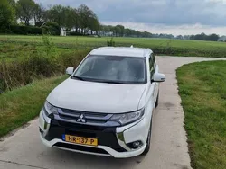 Wit Gebruikt 2016 Mitsubishi Outlander Edition SUV | € 13.500 (Eerlijke prijs)