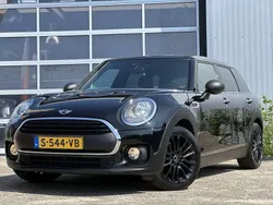 Zwart, metallic lak Gebruikt 2018 Mini One D Clubman Business Stationwagen | € 14.450