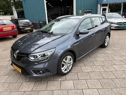 Grijs Gebruikt 2017 Renault Mégane GrandTour Zen Stationwagen | € 7.950 (Eerlijke prijs)