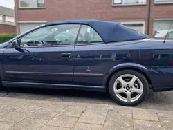 Blauw Gebruikt 2002 Opel Astra Cabriolet Cabriolet | € 1.500 (Eerlijke prijs)