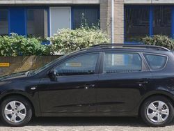 Zwart Gebruikt 2010 Hyundai i30 Dynamiq Stationwagen | € 2.950 (Eerlijke prijs)