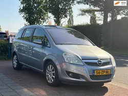 Grijs Gebruikt 2008 Opel Zafira Cosmo MPV | € 1.950 (Goede deal)