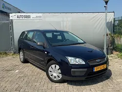 Blauw Gebruikt 2006 Ford Focus Stationwagen | € 1.749 (Goede deal)