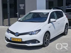 Wit Gebruikt 2018 Toyota Auris Hatchback | € 18.449 (Eerlijke prijs)