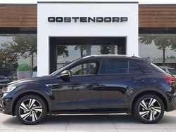 Zwart, metallic lak Gebruikt 2025 VW T-Roc R-line SUV | € 40.900 (Duur)
