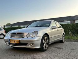 Gebruikt 2005 Mercedes C200 Classic Sedan | € 2.750 (Eerlijke prijs)